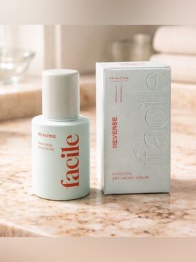 NWOT Facile "Reverse" Targeted Anti-Aging Serum